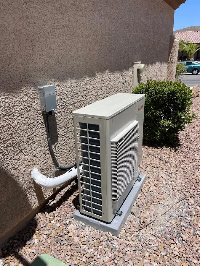 Residential air conditioning condenser unit in Avra Valley